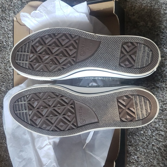 Mens 11.5 Coverse All Star in Buff & Herbal/White knit material - Picture 4 of 8